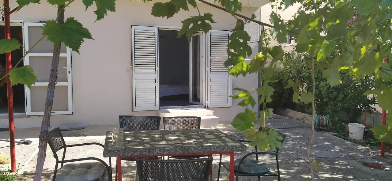 Kamen Pensionat Split Landsted